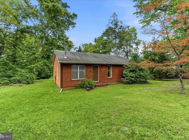 4060 MOUNT Road, ASTON, PA 19014