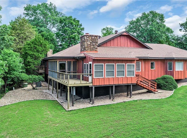 5 Blake Lane, Bella Vista, AR 72714