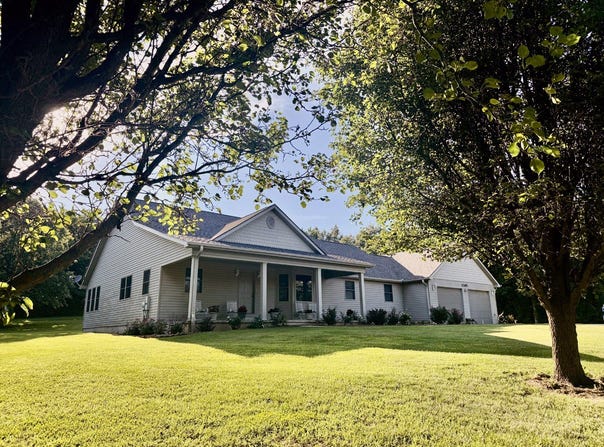 1205 N Hickory, Dexter, MO 63841