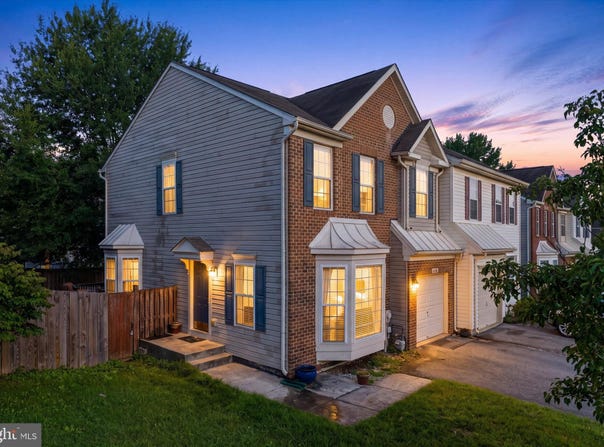 2432 KNAPPS Way, ODENTON, MD 21113