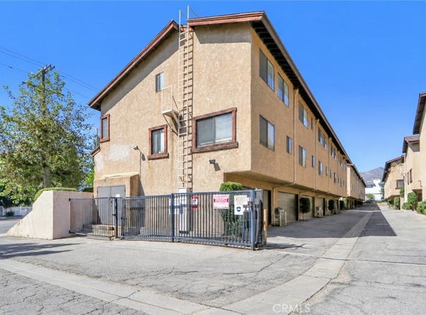 14201 Foothill Boulevard, Sylmar, CA 91342