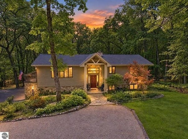 4954 Timberlawn Court, Cadillac, MI 49601