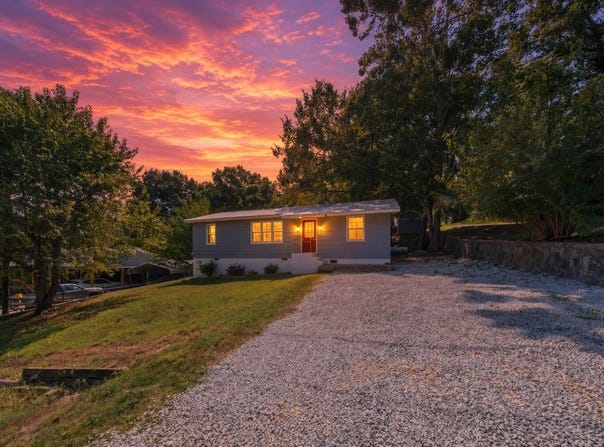 880 Tate Avenue, Mammoth Spring, AR 72554