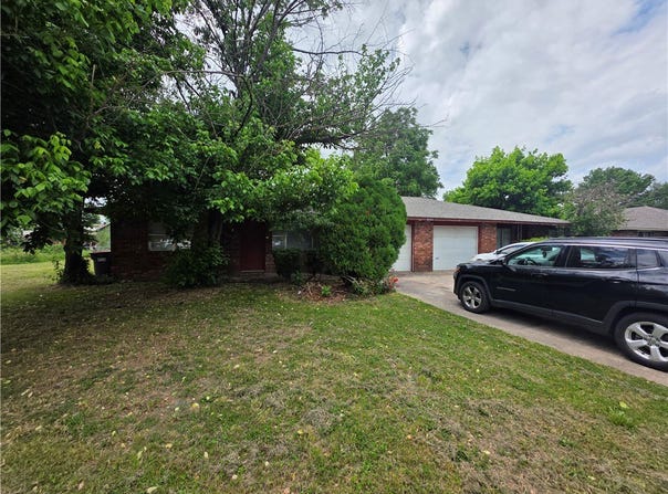 600 Jill Circle, Springdale, AR 72762