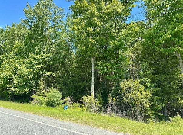 Ulster Heights Rd, Fallsburgh, NY 12733