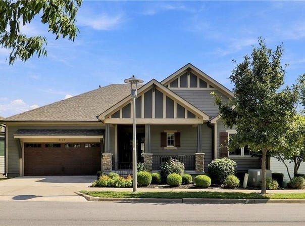 8525 Cardinal Street, Lenexa, KS 66219