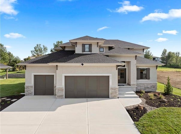 511 Turnbridge Drive, Raymore, MO 64083