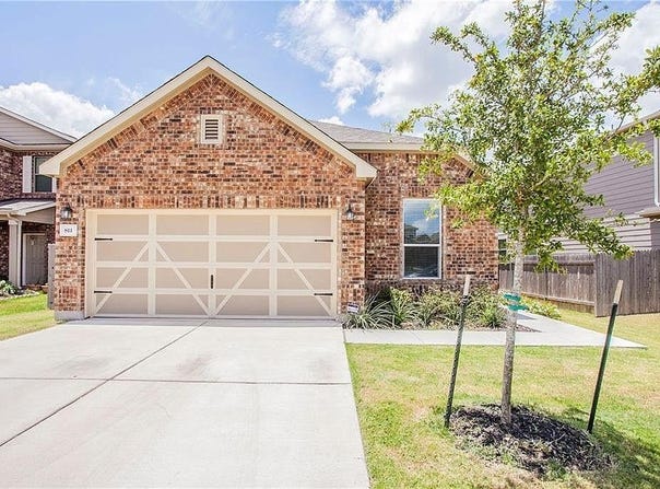 811 Sawbuck Dr, Pflugerville, TX 78660