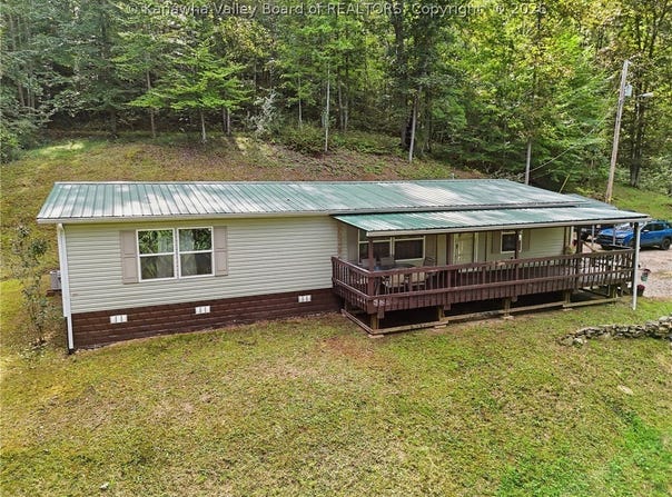 4469 Amma Road, Amma, WV 25005