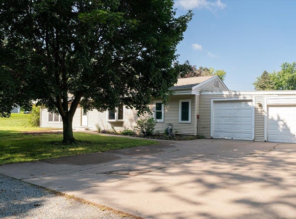 N3563 Edgewood Dr, Stoddard, WI 54658