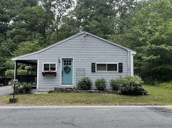171 Mill St, Raynham, MA 02767
