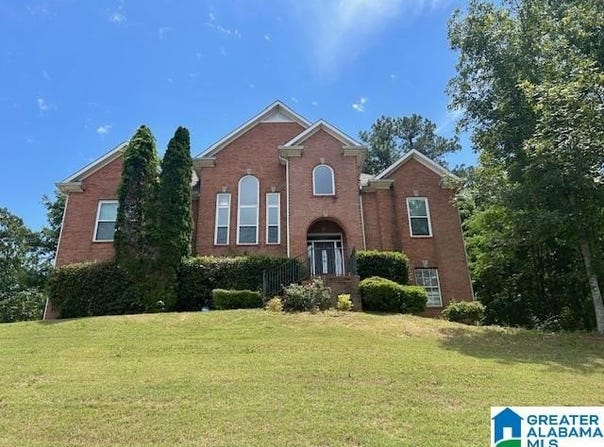 200 GRANDE VIEW LANE, MAYLENE, AL 35114