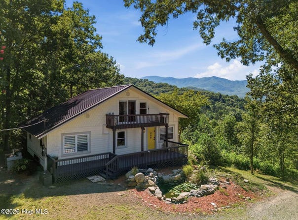 289 Bethabara Road, Hayesville, NC 28904