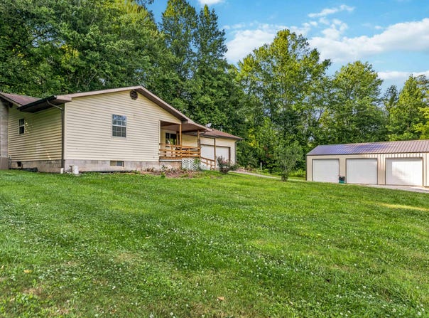 3572 Echo Valley Road, Lily, KY 40740