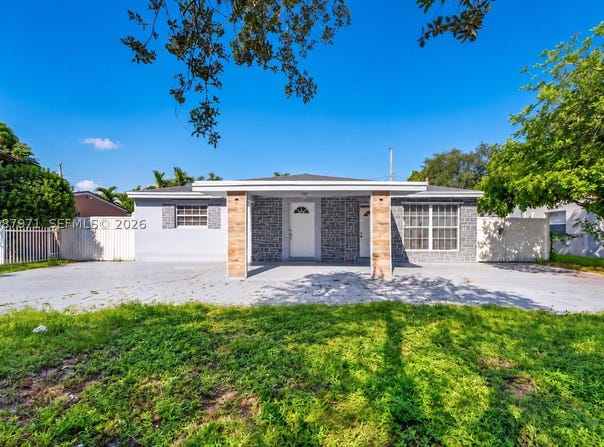 730 N 64th Ave, Hollywood, FL 33024