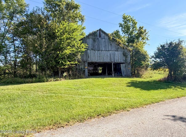 1900 Ritter Ln, Waddy, KY 40076