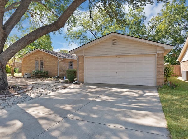 2004 Stefani Court, Arlington, TX 76013