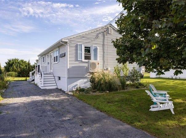 23 1st Street, Westerly, RI 02891