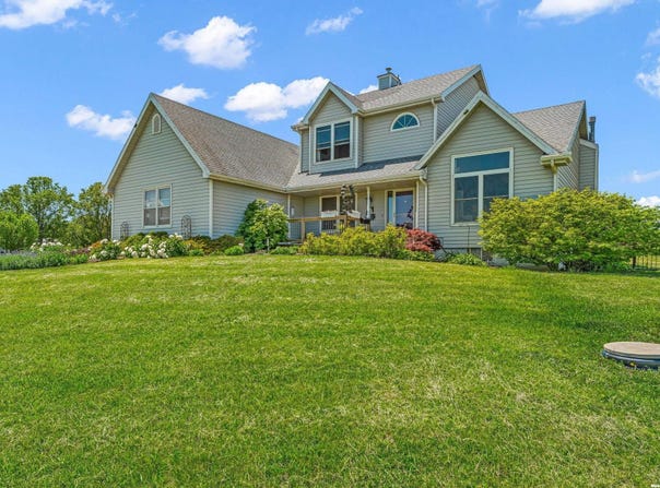 540 N 711 Road, Lawrence, KS 66047