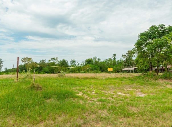 2450 Red Maple Rd, Big Sandy, TX 75755