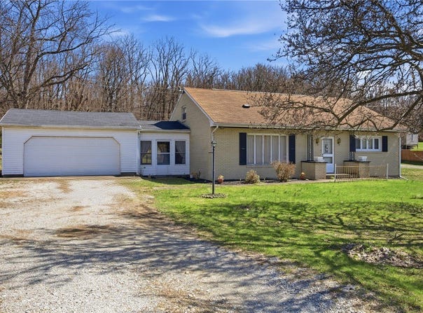 562 Pa-66, Apollo, PA 15613
