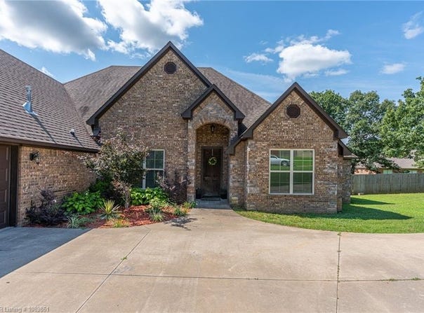 3623 Brighton PL, Greenwood, AR 72936