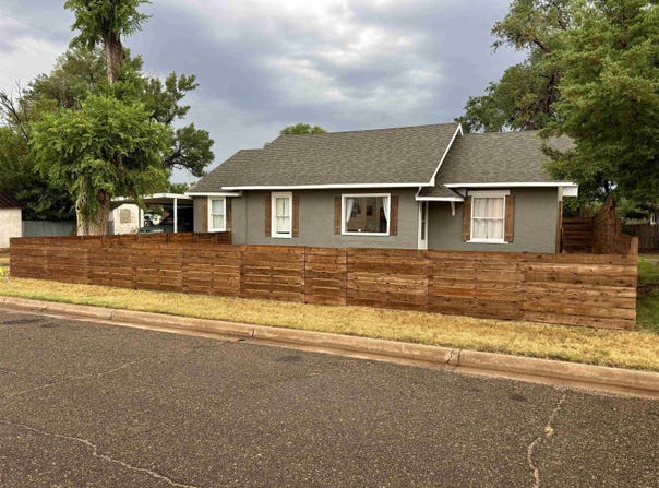 116 E 4th St, Beaver, OK 73932
