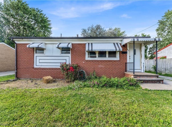 567 Walnut Street, Elyria, OH 44035