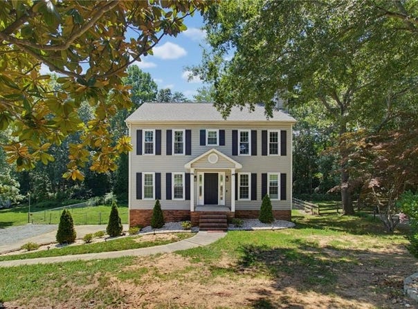 6013 Stone Bluff Drive, Clemmons, NC 27012