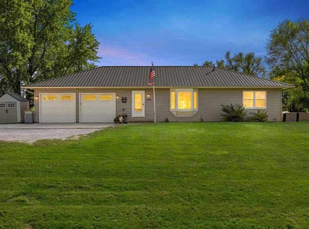 168 290th St, WestBranch, IA 52358