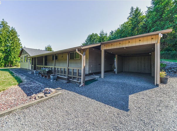 27340 PARKDALE Rd, Rainier, OR 97048