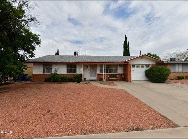 10725 SAIGON Drive, El Paso, TX 79925