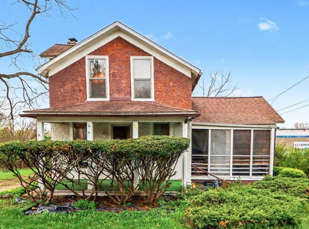 3011 Riverview Drive, Kalamazoo, MI 49004