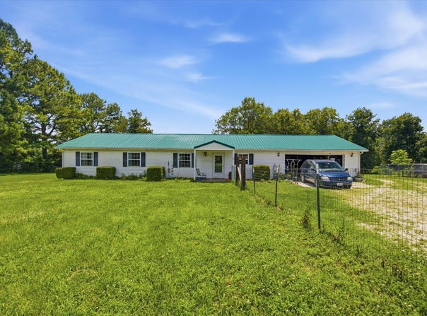 21 Westwind Road, Elkland, MO 65644