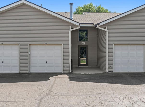 14847 Endicott Way, Apple Valley, MN 55124