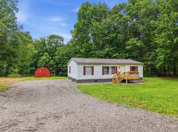 733 Wigwam, Sparta, TN 38583