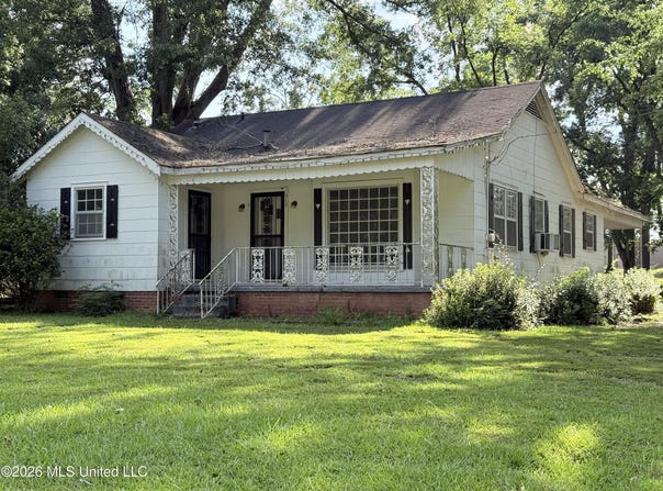 413 Fairground Street, Winona, MS 38967