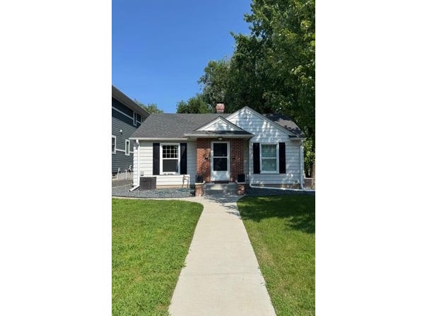 4753 France Avenue S, Minneapolis, MN 55410