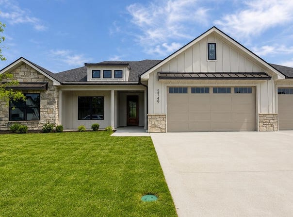 2749 Easley Cabin Circle, Columbia, MO 65201