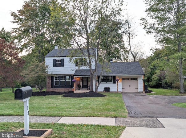 13 BROOK Lane, CHALFONT, PA 18914