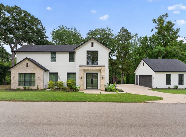 705 Heather Woods Drive, Tool, TX 75143