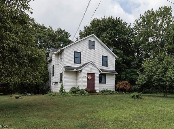 39937 State Route 303, LaGrange, OH 44050