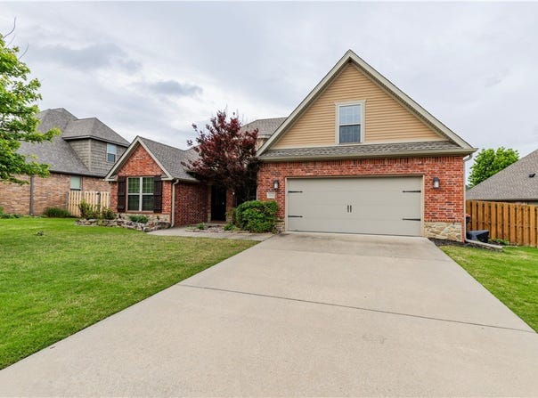 8141 Buona Sera Street, Springdale, AR 72762