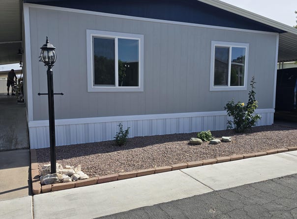 2701 E UTOPIA Road, Phoenix, AZ 85050