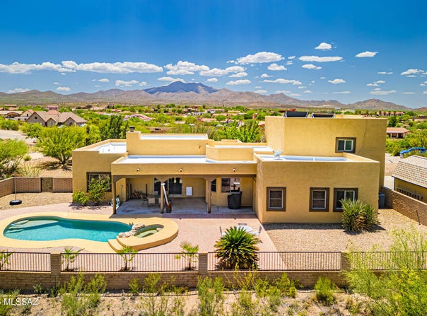 340 N Suntan Drive, Vail, AZ 85641