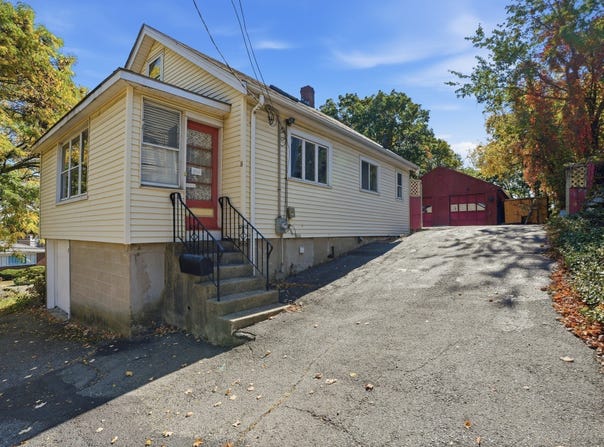 8 First St, Malden, MA 02148