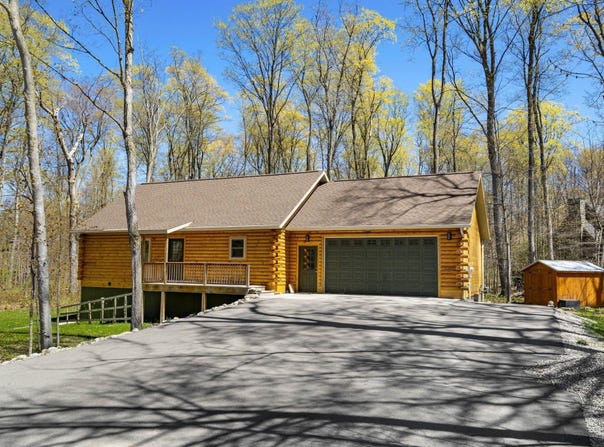 2558 E SUGAR MAPLE, CEDAR, MI 49621