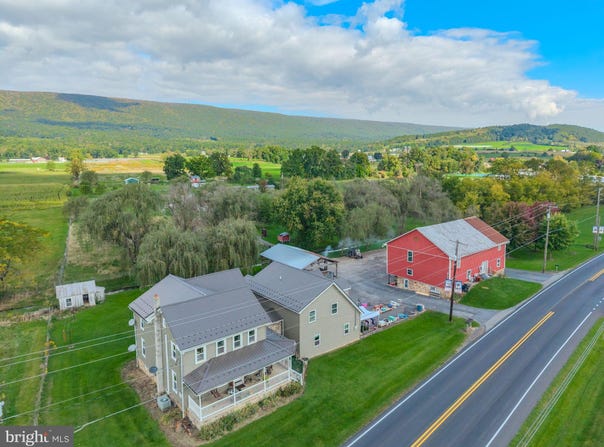 79 MAIN Street, RICHFIELD, PA 17086
