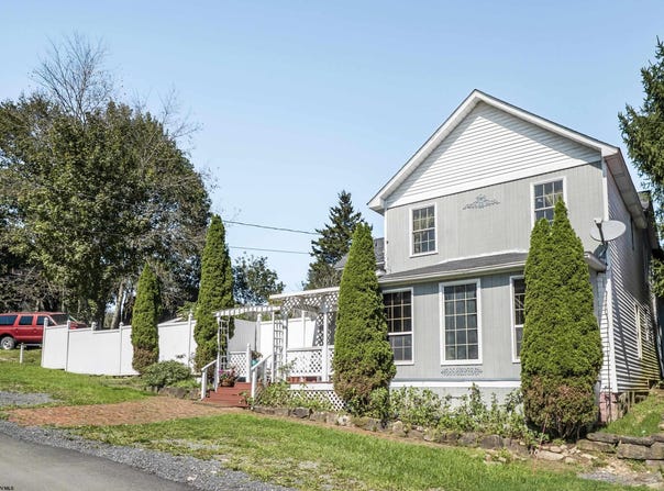 352 Kent Avenue, Davis, WV 26260