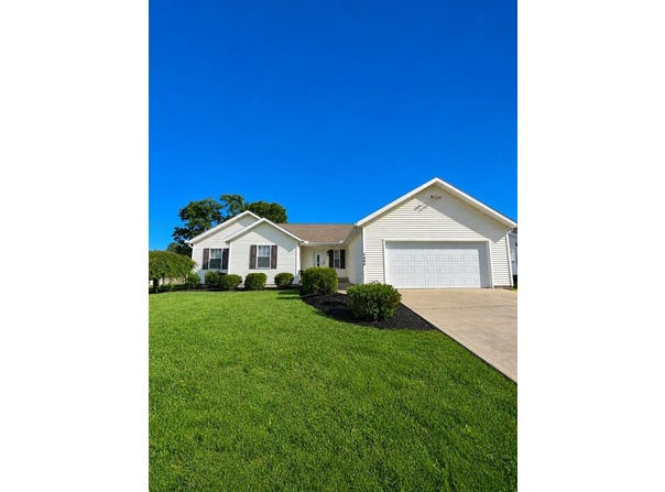 1608 LINDAIRE, Ontario, OH 44906